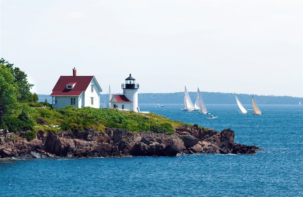 Want to Vacation in Maine? Read this First!